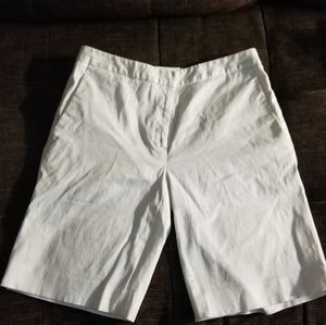 Women's golf shorts